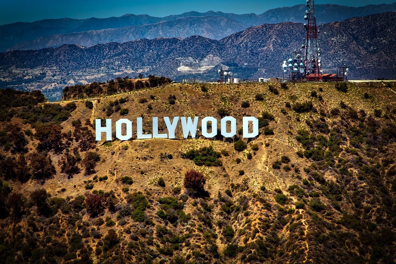 LAX