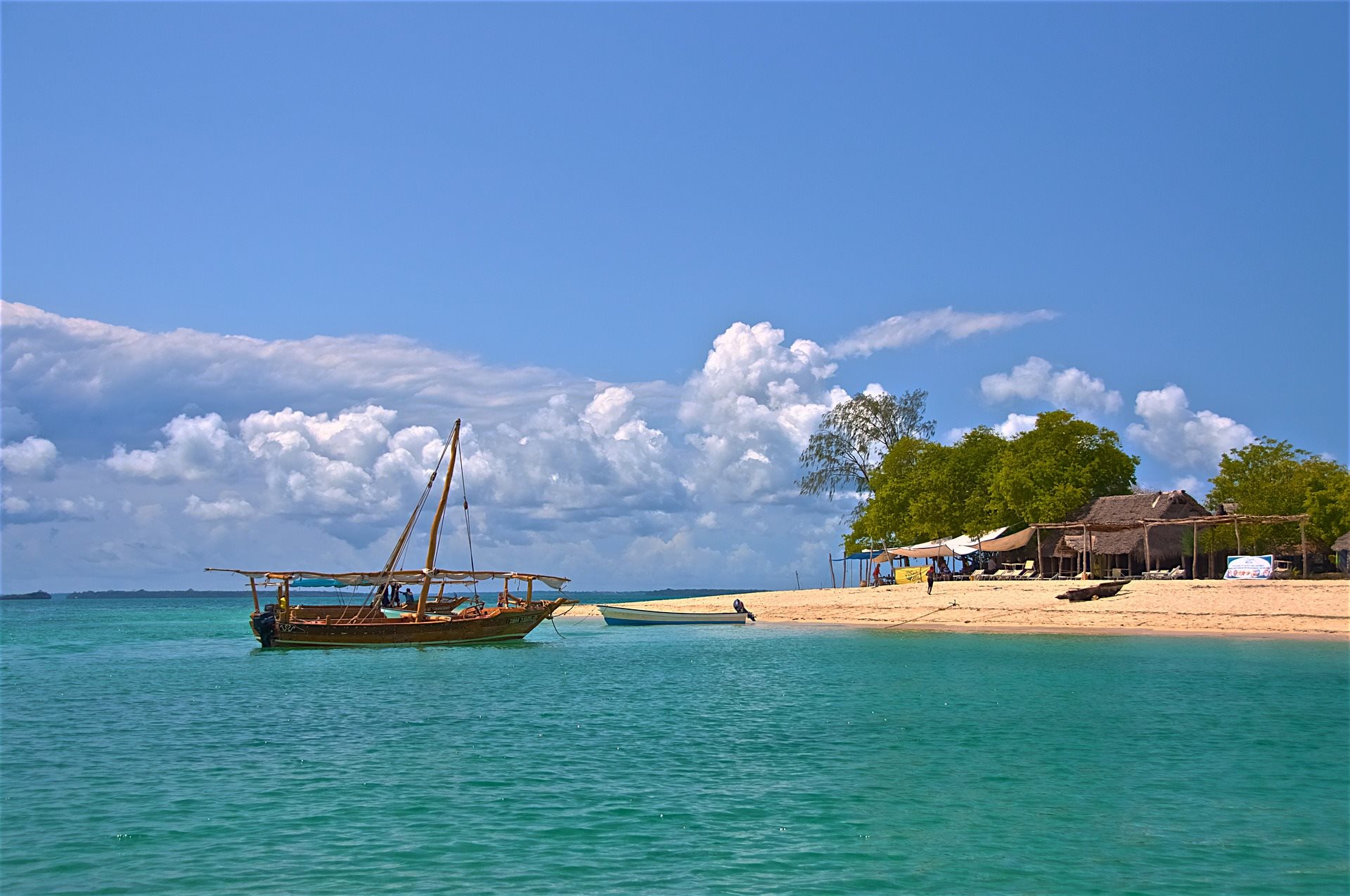 Trek_Package 4184 - zanzibar-2127570 1920