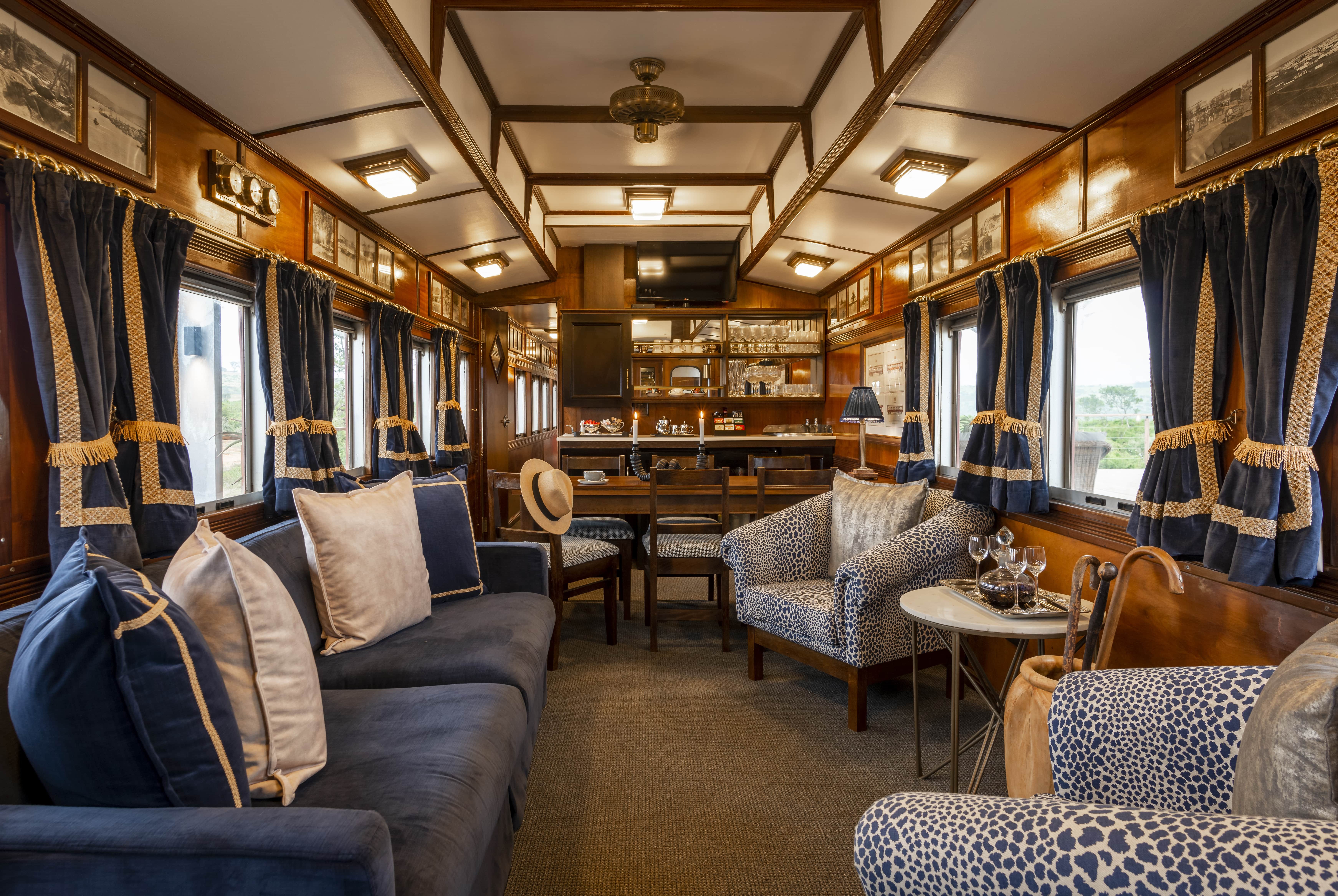 Trek_Package 5932 - Founders Railway Carraige lounge interior